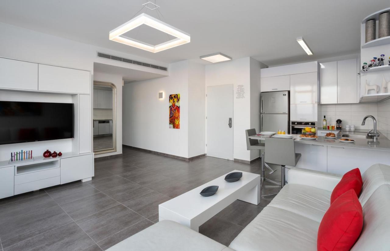 Florentine 2Br With Sea View By Holyguest Tel Aviv Exterior foto